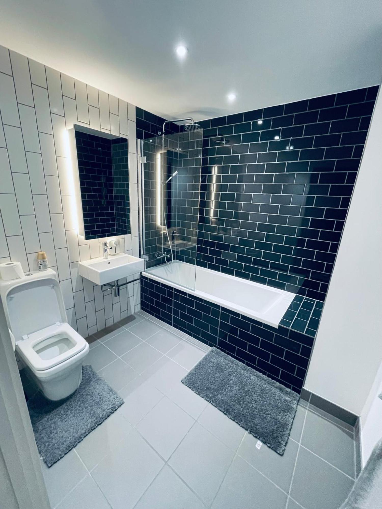 Ds Rentals - Entire 1 Bedroom Apartment Londres Exterior foto